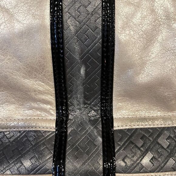 LAMB by Gwen Stefani Pearl Leather Bowling Bag and Matching Wallet - Picture 12 of 16